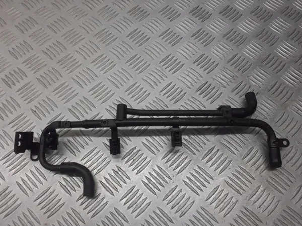 Subaru OE waterleiding voor Forester SX 2.5 - Gebruikt image 3