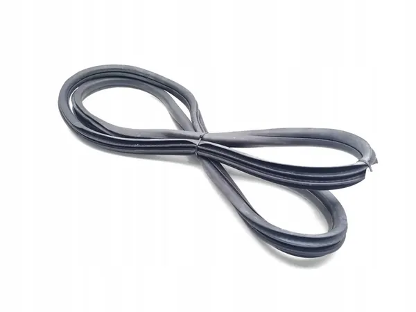 Gummitätning Bakdörr Peugeot 208 Vänster 2013 OEM 9673084680 image 2