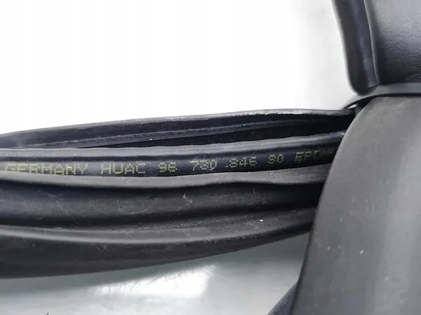 Gummitätning Bakdörr Peugeot 208 Vänster 2013 OEM 9673084680 image 7