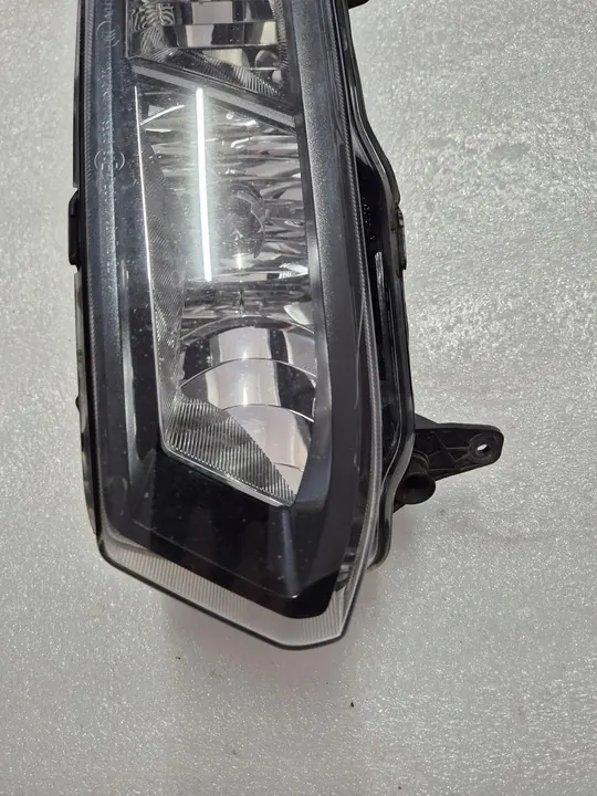 VW POLO V 5 LIFT FAROL DE NEBLINA ESQUERDO 6C0941661C image 3