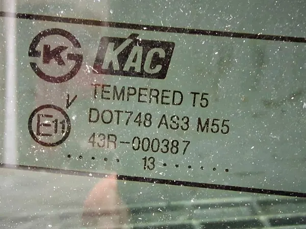 Vidro traseiro DOT748AS3M55 para Chevrolet Captiva image 4