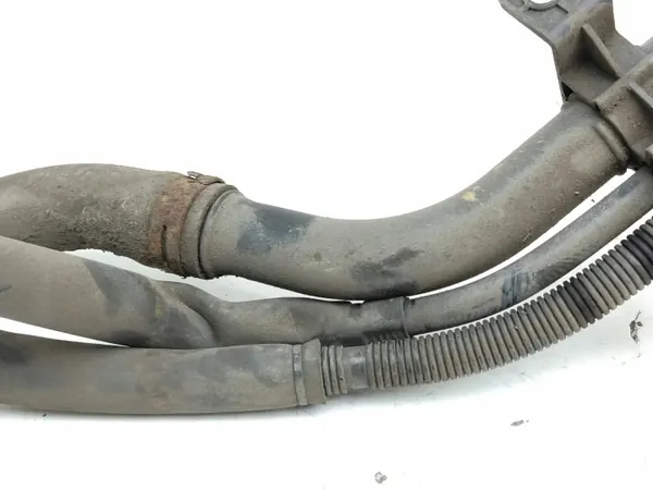 Pescoço de enchimento combustível Hyundai OEM AMD169379 - Usado image 4