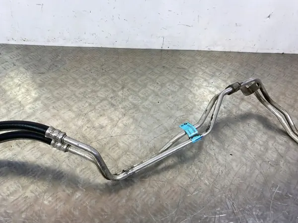 Durango Dodge 2019 Tuyau de refroidissement d'huile 68244072AB image 7