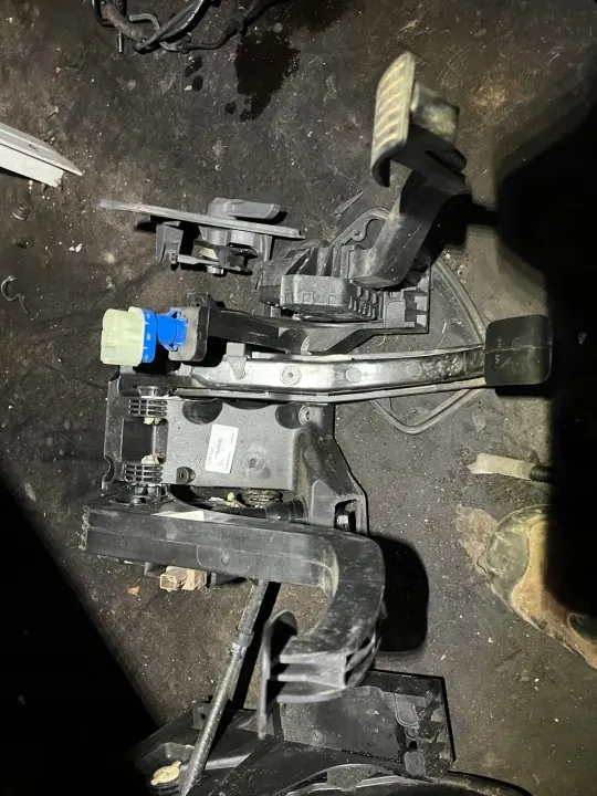 Pédales OEM 01367549080 pour Boxer Jumper Ducato 2011-14 image 2