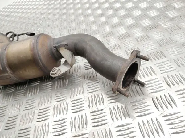 Audi A4 B9 Katalysator OEM 8W0131703AE image 6
