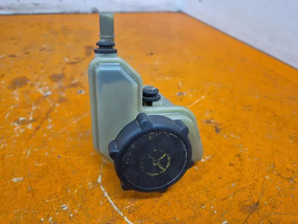Réservoir direction assistée Ford OE 2S6C3531-AC image 3