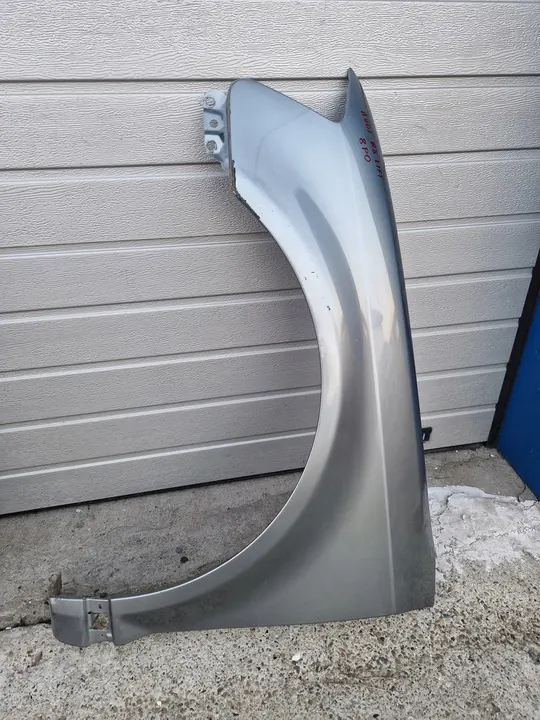 AUDI A3 LIFT 8P0 - Främre Vänster Skärm image 2