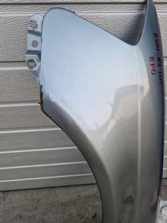 AUDI A3 LIFT 8P0 - Främre Vänster Skärm image 3