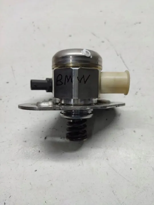 OEM 0261520281 Högtrycksbränslepump för BMW 5-serie image 4