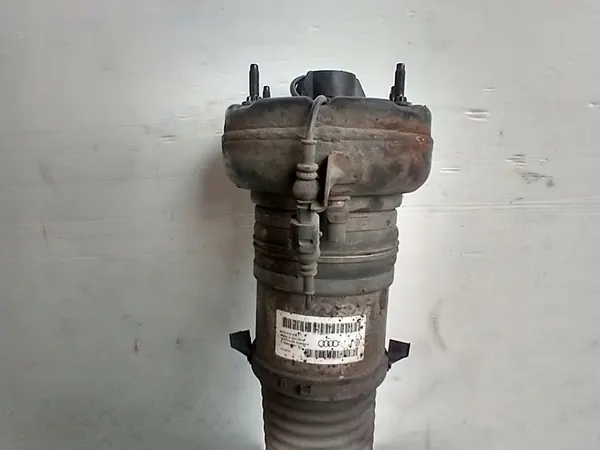 AUDI A8 D4 4.2 TDI Vänster Framdämpare 4H0616039T image 4