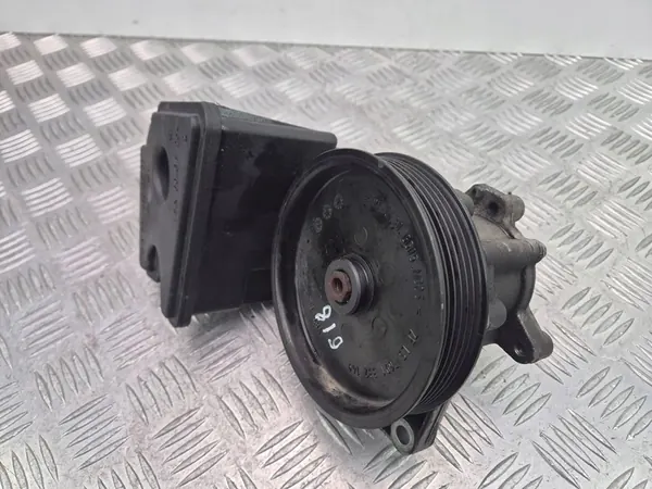 Bomba de direção assistida Mercedes C300 W204 0054664201 image 2