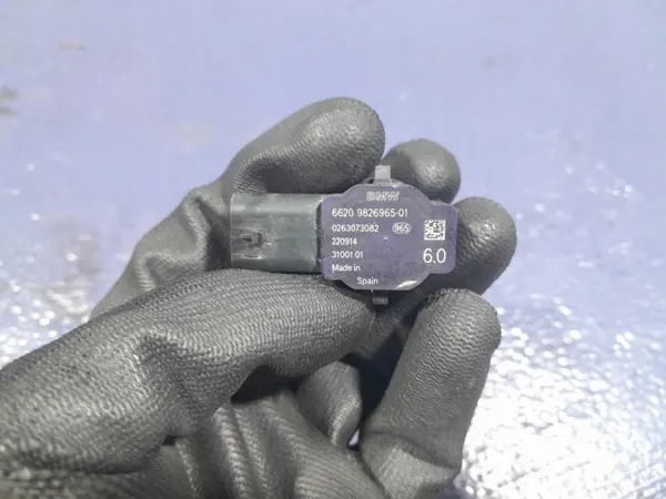 BMW X5 G05 Parksensor OEM Lochow-321504- image 4