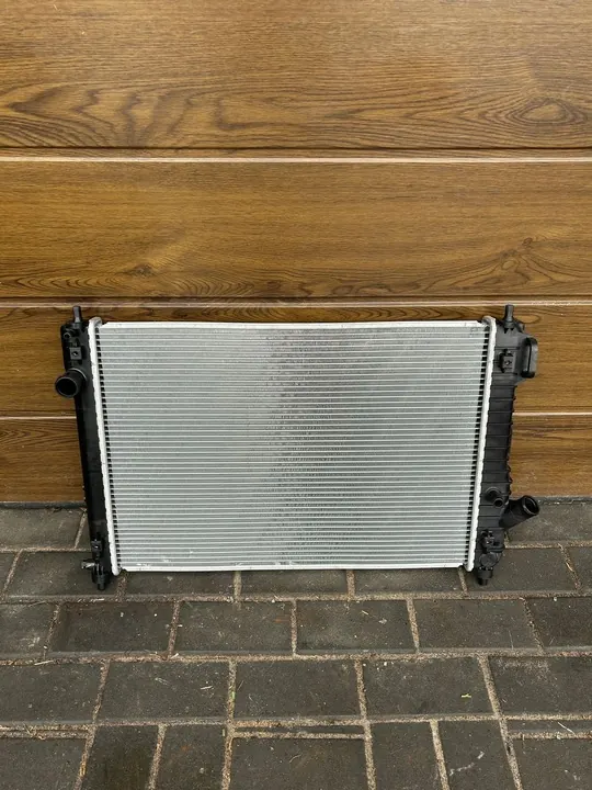 Radiador CHEVROLET AVEO T255 95227753 image 3