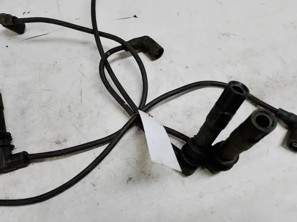 Cable de encendido Volkswagen OEM 0300332137 - Usado image 3