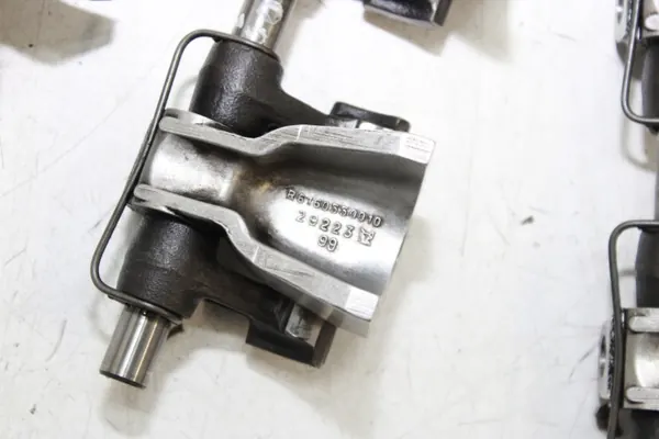 Nockenwellen-Schlepphebel OEM R6160550010 Mercedes image 9