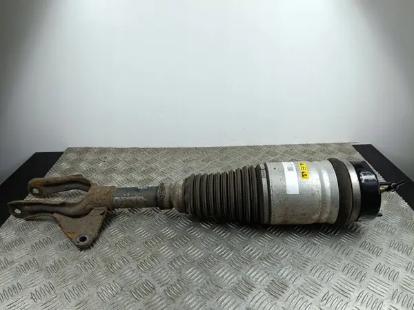 Vorne Links Luftfederung Dämpfer OEM P68253209AA image 2
