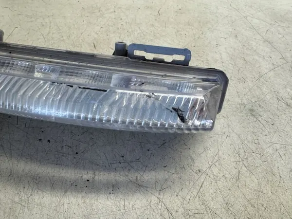 Mercedes W204 Halogen LED DRL Fram A2049068900 image 8