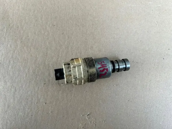 Sensor presión aceite OEM A6511800315 para Mercedes Sprinter image 2