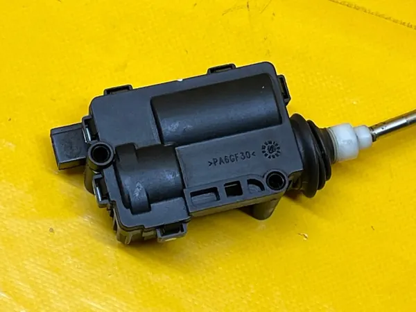 Kraftstoffklappen-Aktor OEM 13158426 für Opel Zafira B image 10