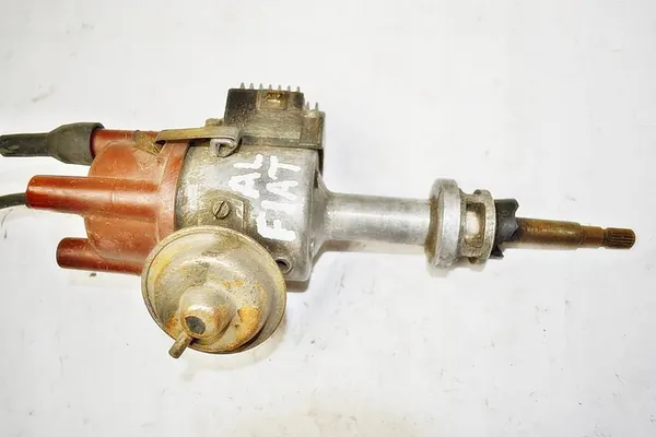 Unité d'allumage FIAT Magneti Marelli 834P4 image 1
