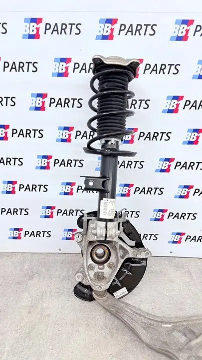 MERCEDES W118 CLA Mozzo Anteriore Destro A1183205200 image 6