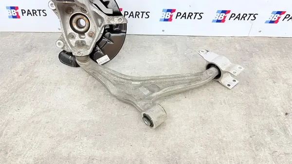 MERCEDES W118 CLA Mozzo Anteriore Destro A1183205200 image 7