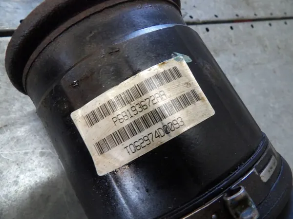 Achter halfas Jeep Grand Cherokee 2016 OEM P68193672AA image 7