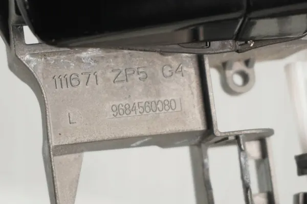 Vänster bakdörrhandtag OEM 9684560080 Peugeot 208 image 6