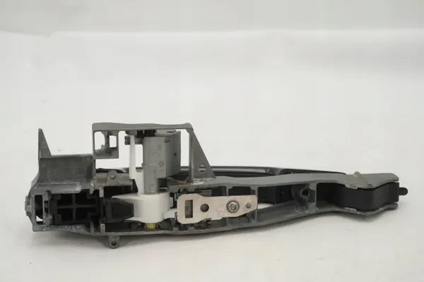Vänster bakdörrhandtag OEM 9684560080 Peugeot 208 image 7