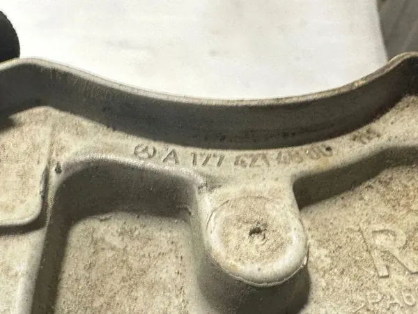 Mercedes-Benz OEM A1774214800 Karosserieteil - Gebraucht image 3