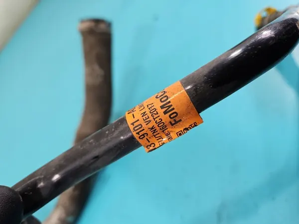 Toma de combustible Ford Mondeo MK5 2.0 TDCI image 2