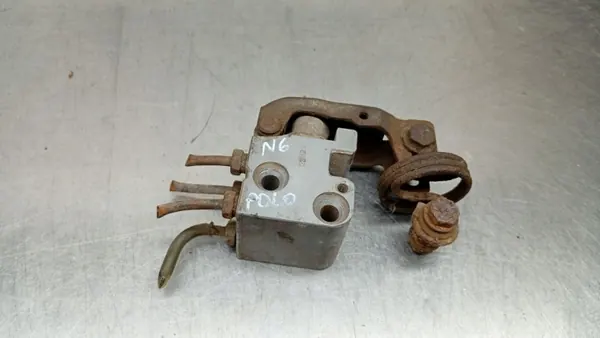 Correcteur de force de freinage OEM VOLVOMAR-137488 VW Polo 6N image 2