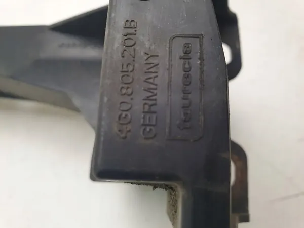 Kylarfäste Volkswagen PASSAT B8 2016 4G0805201B image 2