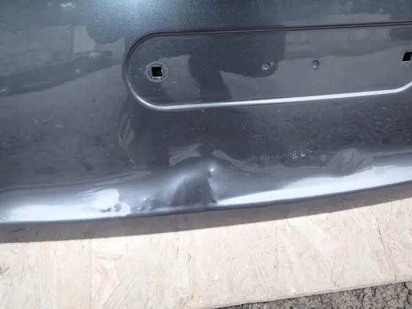 BMW 3 F30 Sedan Takaluukku image 3