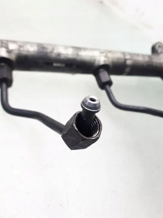 Kraftstoffschiene Mercedes-Benz E W211 2002 image 5