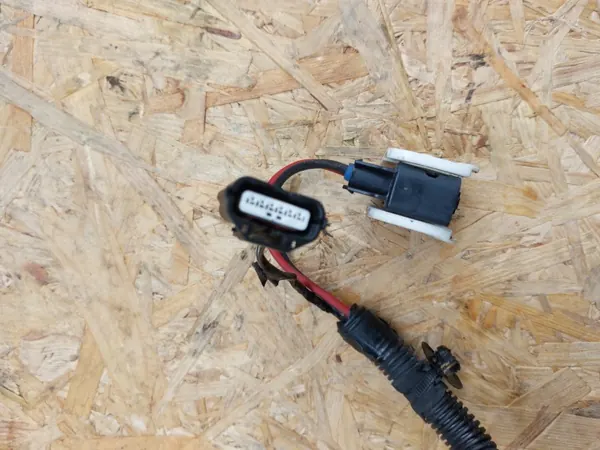 OEM 1801655 servopump pluggar för Dacia image 5