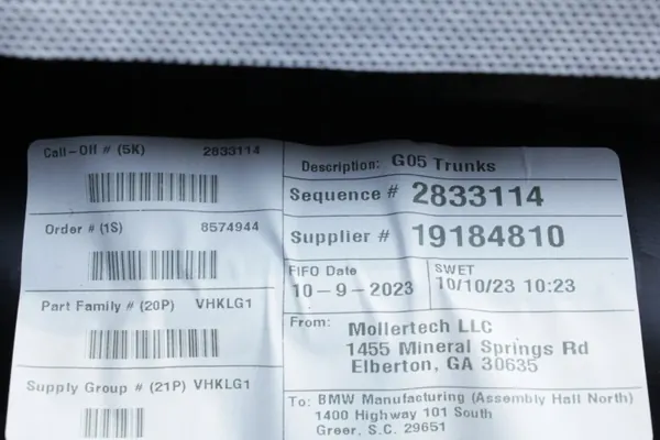 Panel inferior maletero OEM 9451792 BMW XM G09 image 3