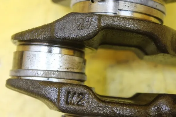 Kurbelwellenlager OEM 6G9N-6316-AD für Volvo image 9