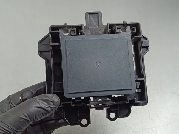 Honda CR-V actieve cruise control radar OEM 0203305601 image 5