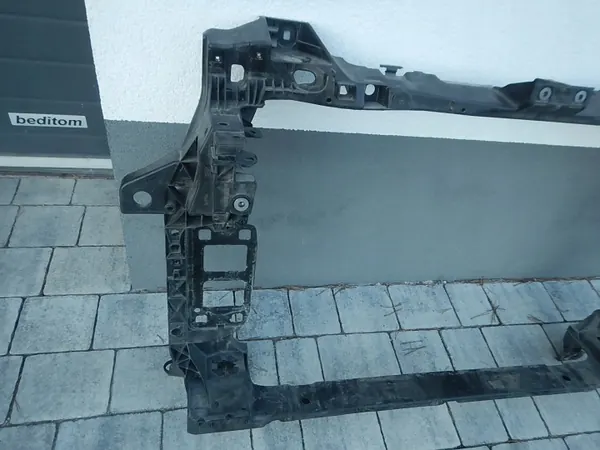 Audi Q7 Q8 Gurtstraffer vorne OEM 4M0805594D image 4