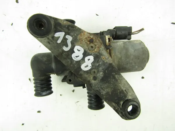 BMW 7 E65 Webasto Water Pump 6906381 image 2