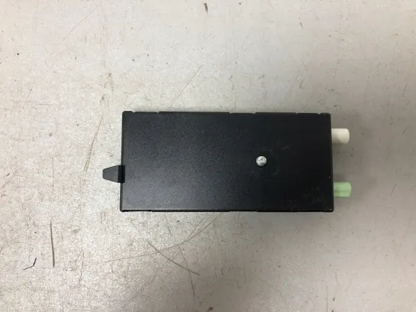 Antennivahvistin OEM 65205A73DB2 BMW i4 G26:lle image 5