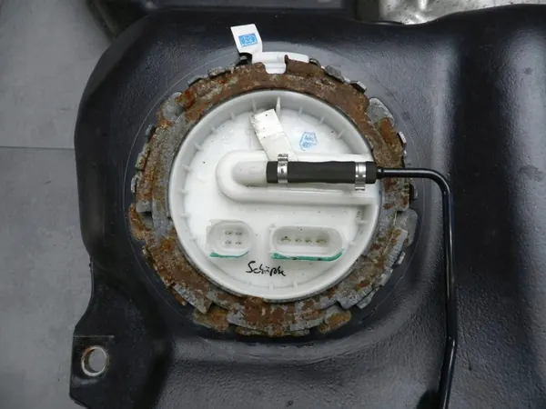 Brandstoftank OEM 3D0201021JQ voor Volkswagen Phaeton image 5