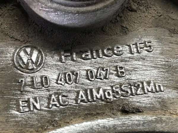 Braccio di Controllo Anteriore Destro Audi Q7 4L SUV 06-16 7L0407047B image 4