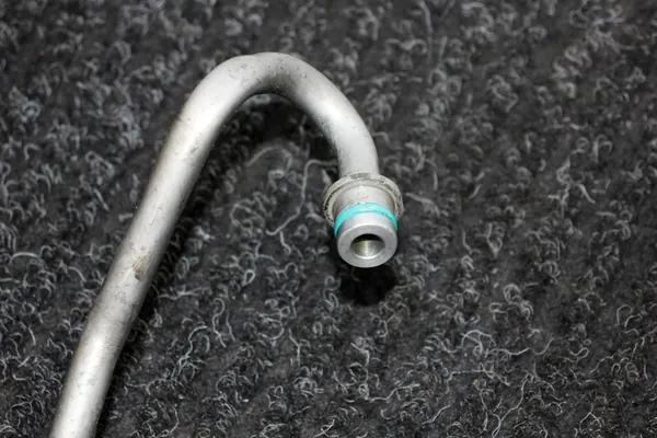 Ohjaustehostinletku AUDI Q5 (8R) 2.0L bensiini image 2