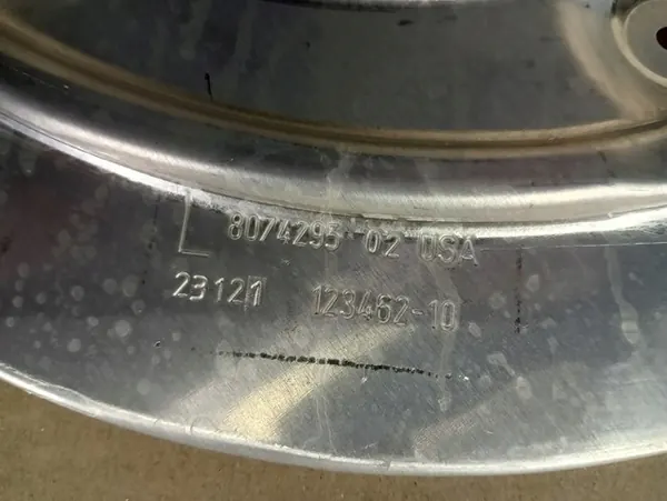 Protetor de Freio Frontal Esquerdo BMW X5 F15 X6 F16 OEM 8074295 image 2