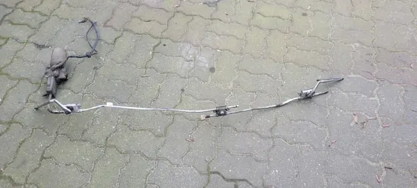 Scheibenwaschpumpe OEM 040g0114069 für Mercedes W107 image 5