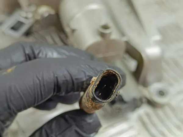 Bomba de óleo usada OEM 7585445 para DS 7 Crossback image 3