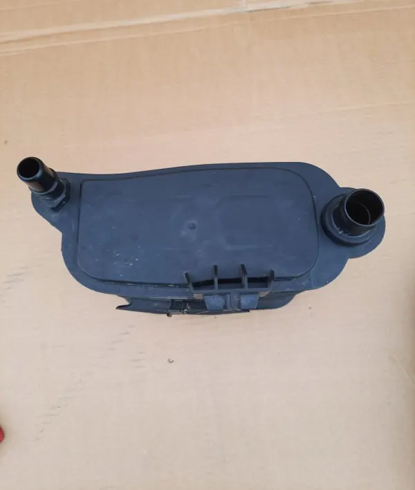Filtre à charbon carburant OEM A1774705300 - Occasion image 4