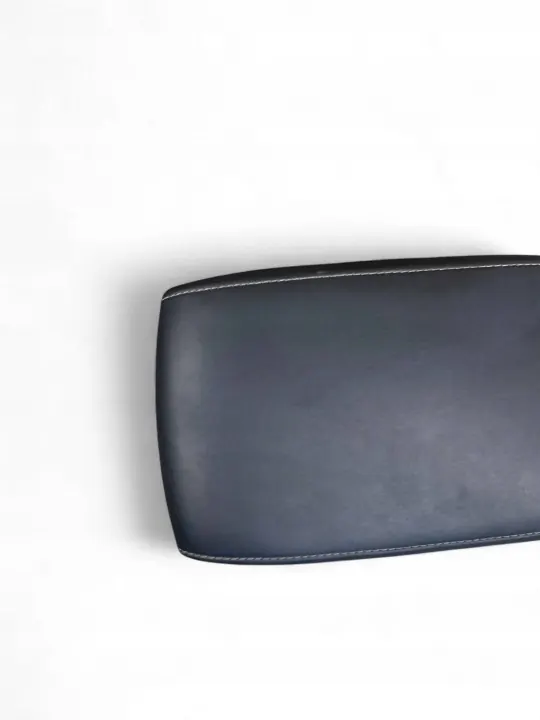 Lexus NX middenconsole armsteun OEM 5882378020 image 8